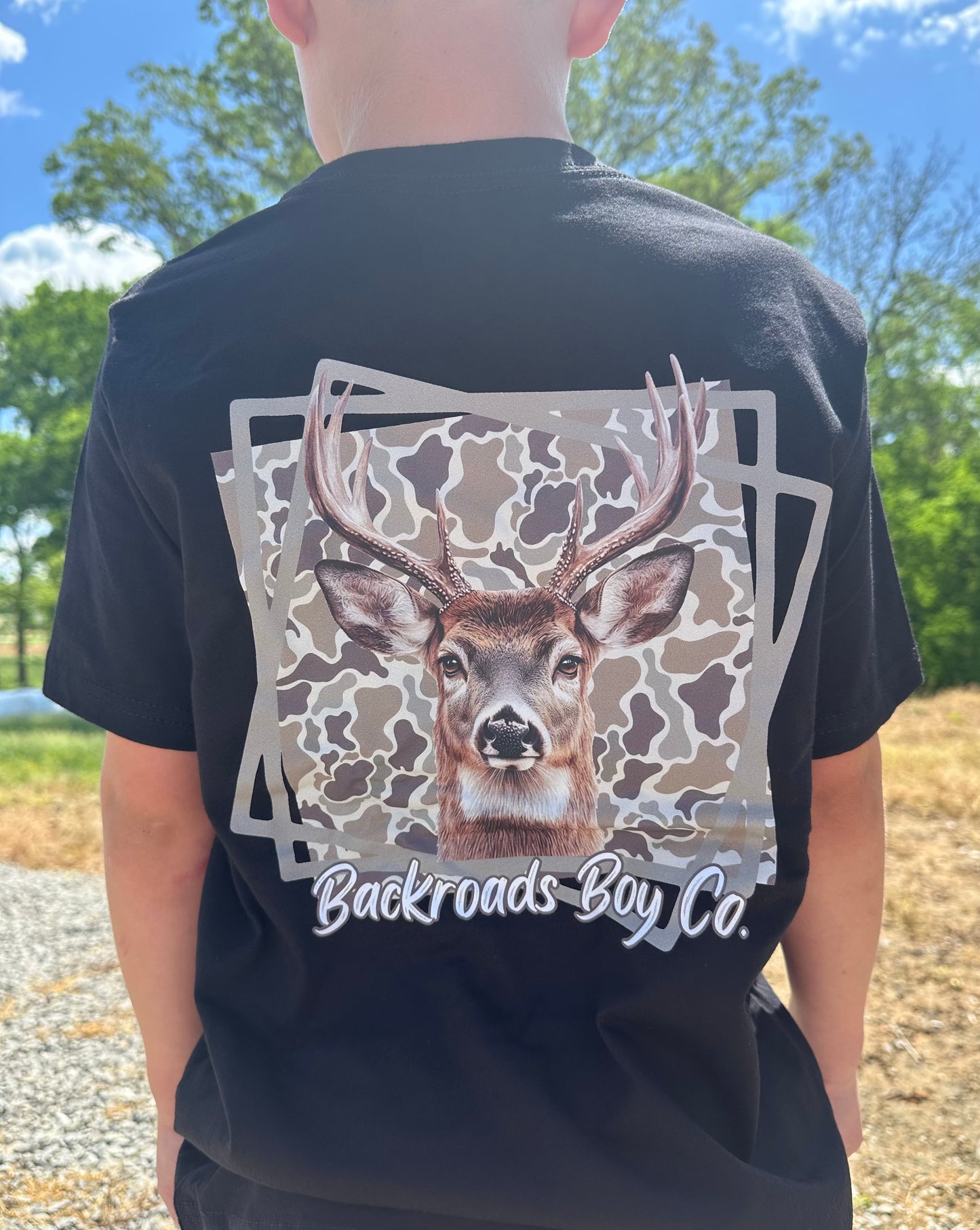 CAMO DEER SHORT SLEEVE SHIRT